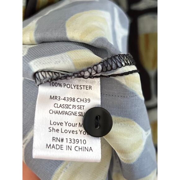 Show Me Your Mumu Pajama Set in Champagne Silky S - Picture 5 of 11